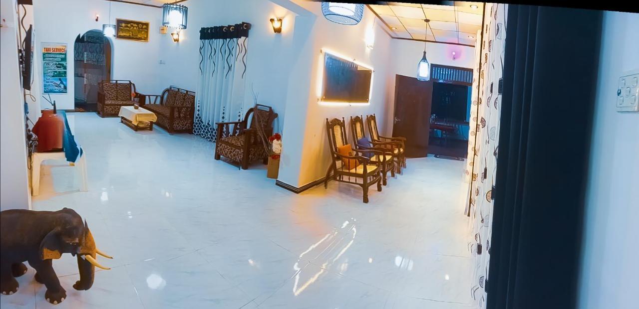 Happy Morning Bliss Bed and Breakfast Mirissa Esterno foto