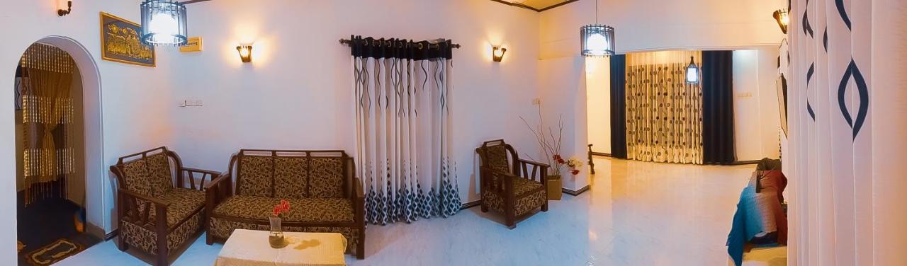 Happy Morning Bliss Bed and Breakfast Mirissa Esterno foto